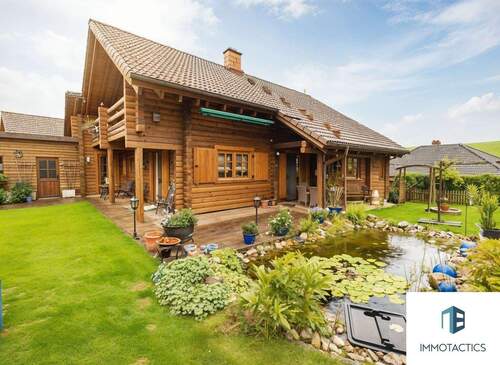 Garten - (KI generiert) - Freistehendes Einfamilienhaus in Holzbauweise mit Garten und Sauna in ruhiger Lage