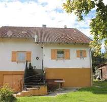 Charmantes vollmöbliertes Einfamilienhaus mit großem Garten in ruhiger Lage - Eggenfelden Pirsting