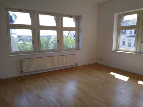 Ulmenstraße 16, WE 3.OG li,re (5).jpg - Schöne 5 Raum mit Balkon, Aufzug und Stellplatz in Chemnitz-Kaßberg zu vermieten