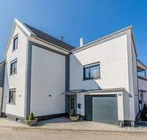 Stilvoll saniert! Doppelhaushälfte mit zwei Wohneinheiten - Hilzingen / Weiterdingen