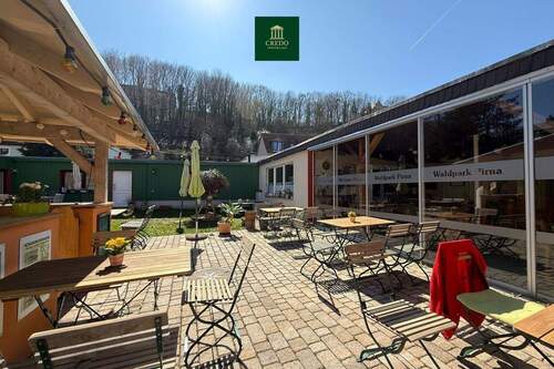 Biergarten mit Ausschank - 