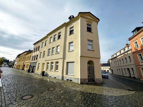 Seitenansicht - 7 Zimmer Mehrfamilienhaus, Wohnhaus zum Kaufen in Neusalza-Spremberg