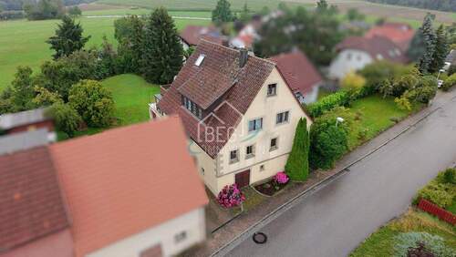 Außenansicht - Mehrfamilienhaus, Wohnhaus mit 212,30 m&sup2; in Oberrot / Hohenhardtsweiler zum Kaufen