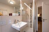 Neues Bad - 4 Zimmer Etagenwohnung zum Kaufen in Oberaudorf