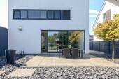 Terrasse - 4 Zimmer Einfamilienhaus in Langenfeld