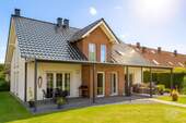 Außen (Gartenseite) - 7 Zimmer Einfamilienhaus zum Kaufen in Gladbeck