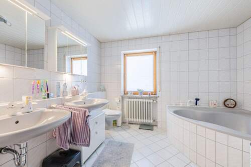 Tageslichtbad Erdgeschoss - 