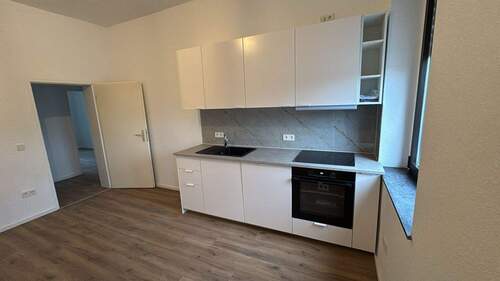 Wohnküche - Modern renovierte 3-Zimmer-Wohnung mit neuer Einbauküche – Nähe Köln