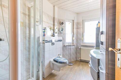 Wohnung 1 im EG - Bad - 