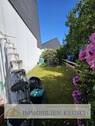 neben dem Haus - 