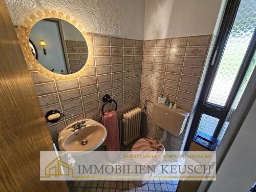 Gäste WC - 4 Zimmer Reihenendhaus in Achim
