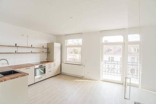 Beispiel Küche - Etagenwohnung mit 125,20 m² in Kassel zur Miete