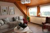 Wohnzimmer OG - 7 Zimmer Reihenendhaus in Solingen