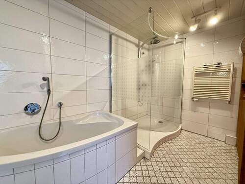 Badezimmer UG - 