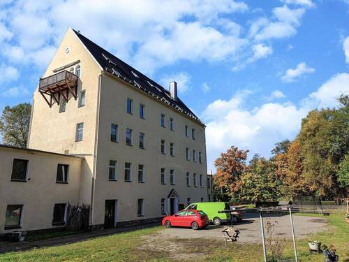 Hausansicht - 3 Zimmer Etagenwohnung zum Kaufen in Zschopau