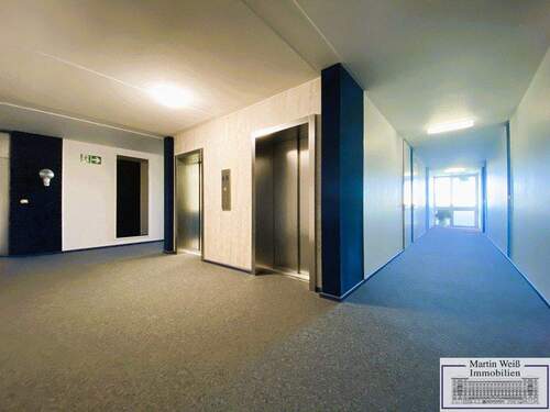 Blick in die Etage - 3 Zimmer Etagenwohnung in München