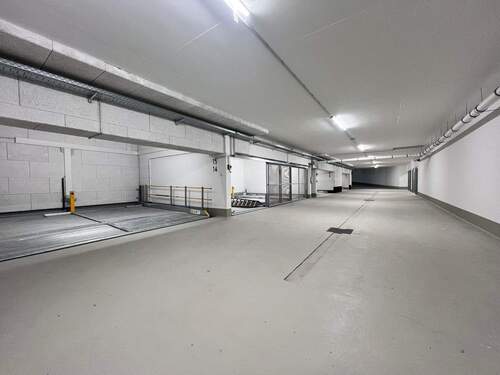 Tiefgarage - 