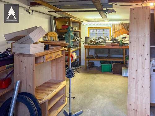 Garage - 
