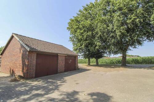 Garage - 