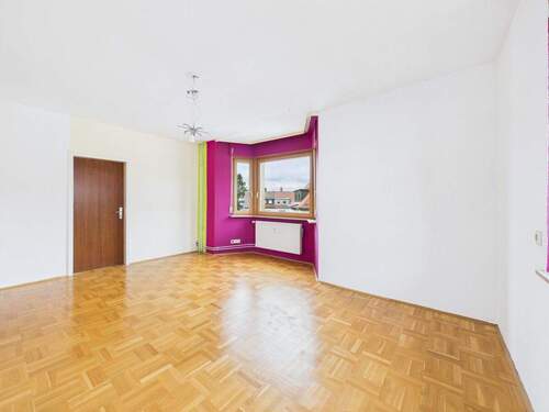 Wohnzimmer - Kaufen statt Mieten - 173.000,00 EUR Kaufpreis, ca.  91,00 m² Wohnfläche