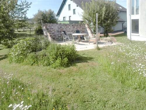 Garten - 6 Zimmer Einfamilienhaus zum Kaufen in Kassel