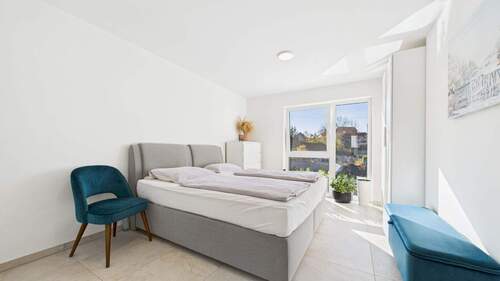 Schlafzimmer OG.jpg - 