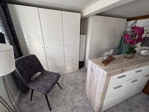 Ankleidebereich Schlafzimmer - 