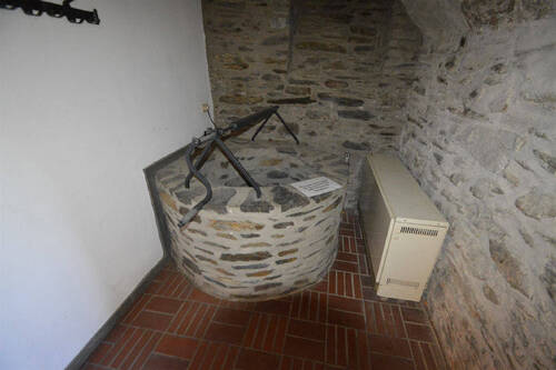 Brunnen, KG - 