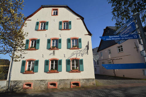 Giebelansicht - 1 Zimmer Einfamilienhaus in Veldenz