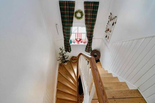 Treppe ins OG - WE 1 - 