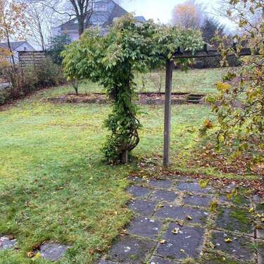 Grundstück und Garten hinten - Grundstück zum Kaufen in Lüdenscheid