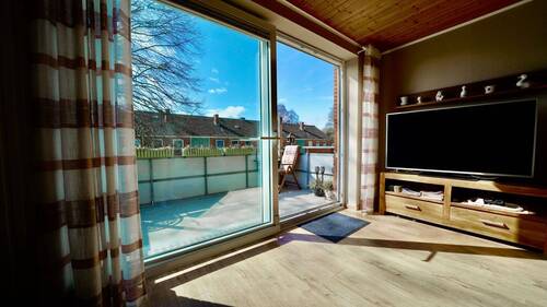 Wohnzimmer zum Balkon - 