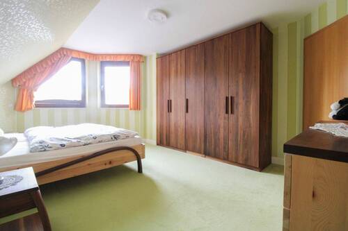 Schlafzimmer III OG - 