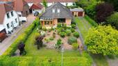 Straßenansicht Drohne 2 - 5 Zimmer Einfamilienhaus in Grasberg
