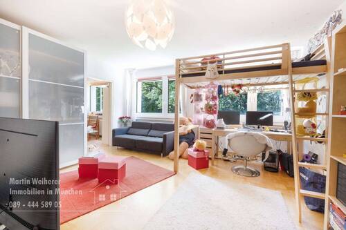 Wohnraum - 1 Zimmer Etagenwohnung in München