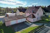 Ansicht Straße - 6 Zimmer Einfamilienhaus in Amberg