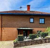 Wohlfühlen in der Südpfalz – Charmantes Einfamilienhaus wartet auf Sie - Pleisweiler-Oberhofen