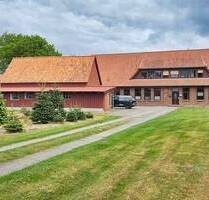 380.000,00&nbsp;EUR Kaufpreis, ca.&nbsp; 255,00&nbsp;m&sup2;&nbsp;Wohnfl&auml;che in Oerel (PLZ: 27432)