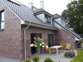 Gartenansicht - 4 Zimmer Mehrfamilienhaus, Wohnhaus zum Kaufen in Kiel