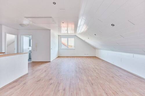 Studio - 