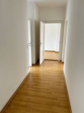 Flur - Etagenwohnung mit 54,50 m² in Chemnitz zur Miete