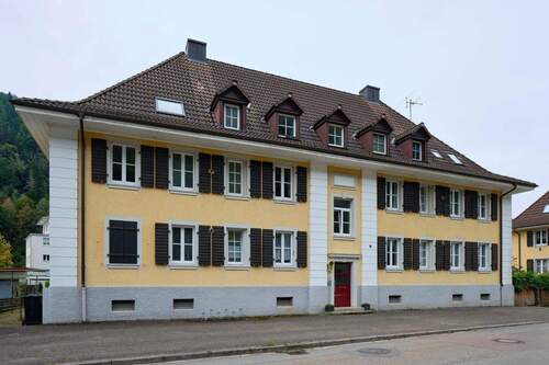 Das Haus - Erstbezug nach vollständiger Sanierung in schönem Altbau