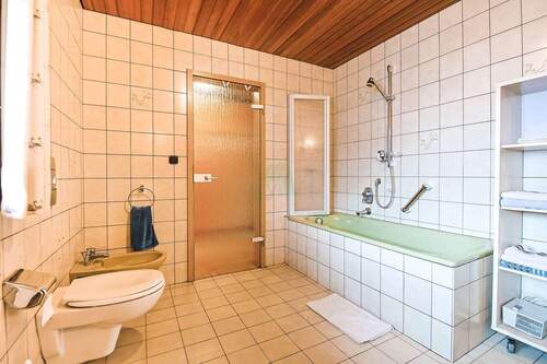 Stadthaus Hirschau DG Hauptbad - 