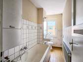Tageslichtbad mit Wanne - Etagenwohnung mit 59,50 m&sup2; in Rosenthal am Rennsteig zum Kaufen
