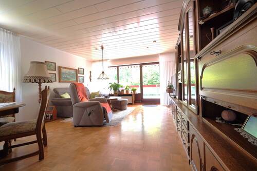 Wohnzimmer - 2 Zimmer Etagenwohnung zum Kaufen in Kreuztal