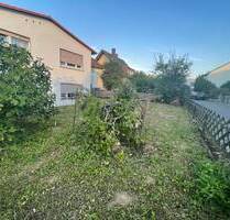 Charmantes Zweifamilienhaus mit großzügigem Gartenparadies - Wöllstadt Ober-Wöllstadt