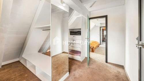 1. OG Ankleidezimmer 2 - 