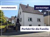 Titelbild (1) - Einfamilienhaus mit Garage und Garten in zentraler Lage von Breitenbach