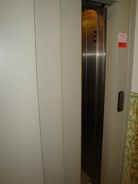 Personenaufzug - 3 Zimmer Etagenwohnung zur Miete in Chemnitz