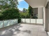 Großzügige Terrasse mit Blick ins Grüne - Etagenwohnung mit 146,90 m² in Leipzig zum Kaufen